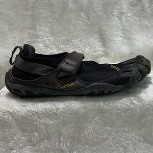 Mens  Vibram FiveFingers Barefoot Running Shoes 43